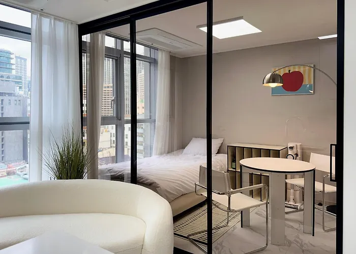 2br Hall Station 6min, Myeongdong & Namsan Seul